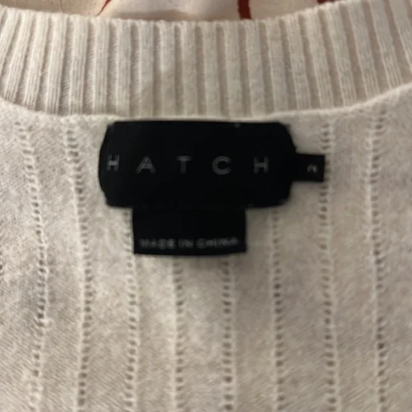 Hatch Scoop Neck Maternity Sweater in White/Cream - Picture 4 of 6